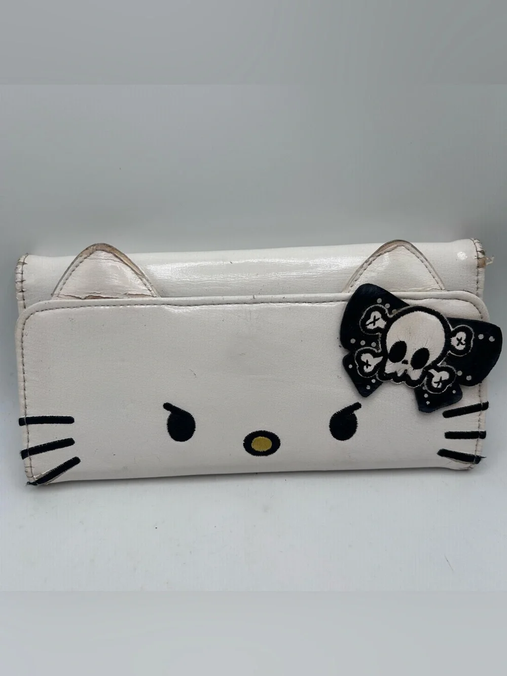 Vintage 2010 Loungefly Sanrio Hello Kitty Wallet “Angry Face” Skull Bow RARE